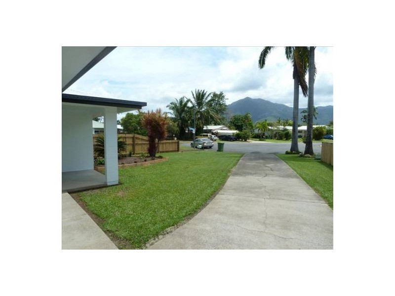 18 Adventure Close, Bentley Park QLD 4869