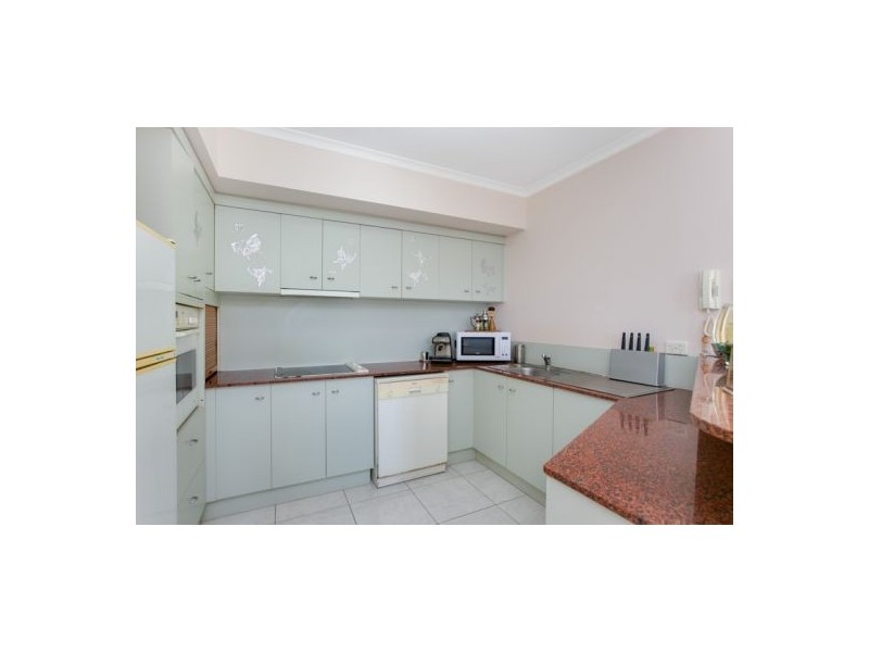 21/25-27 Digger Street, Cairns North QLD 4870