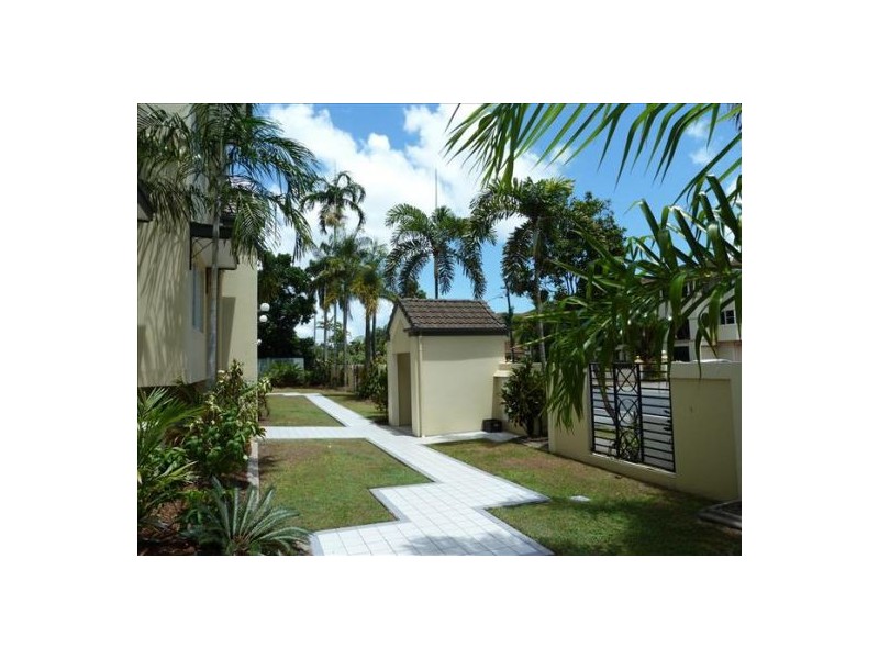 21/25-27 Digger Street, Cairns North QLD 4870