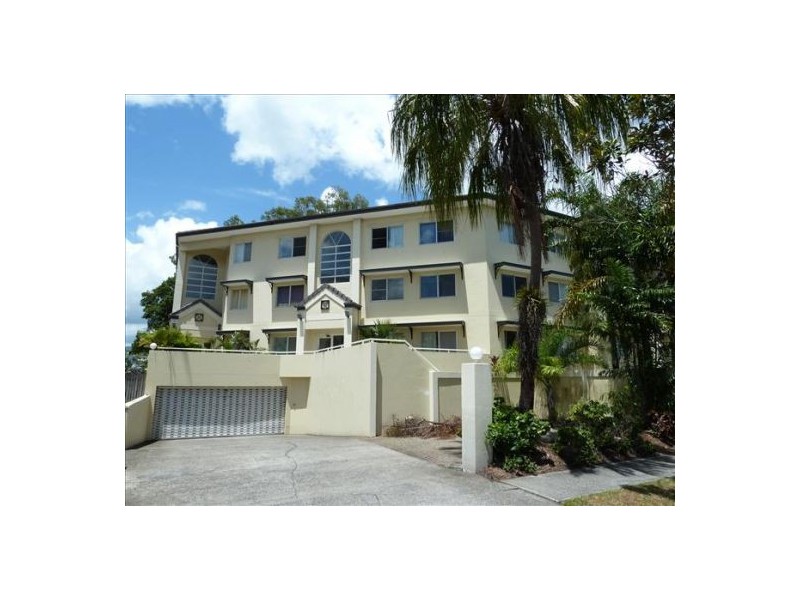 21/25-27 Digger Street, Cairns North QLD 4870
