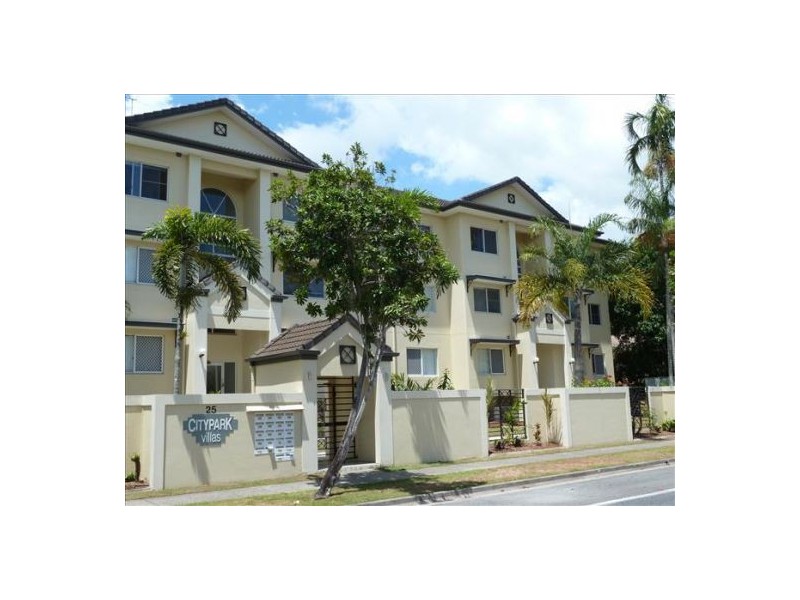 21/25-27 Digger Street, Cairns North QLD 4870