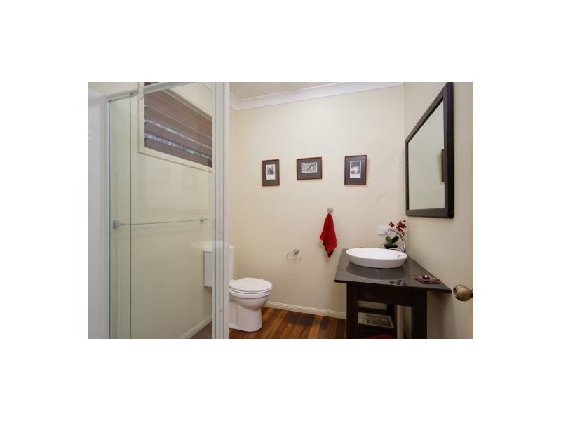 L2 Woodridge Close, Redlynch QLD 4870