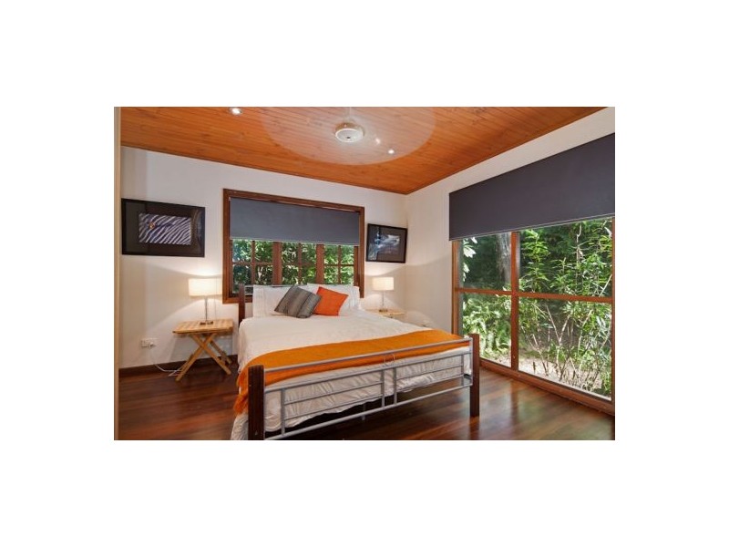 L2 Woodridge Close, Redlynch QLD 4870