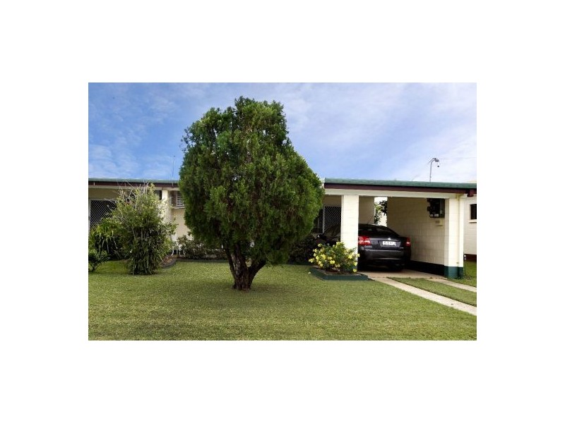 2/13 Kalinda Close, White Rock QLD 4868