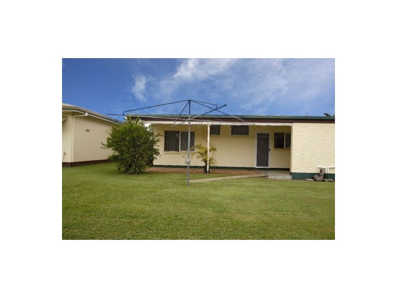 2/13 Kalinda Close, White Rock QLD 4868