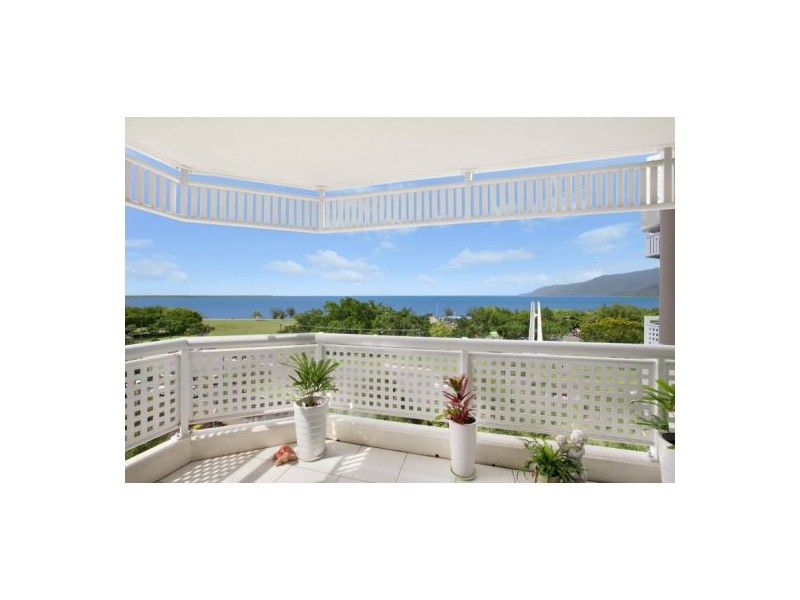 61/209 Abbott, Cairns QLD 4870