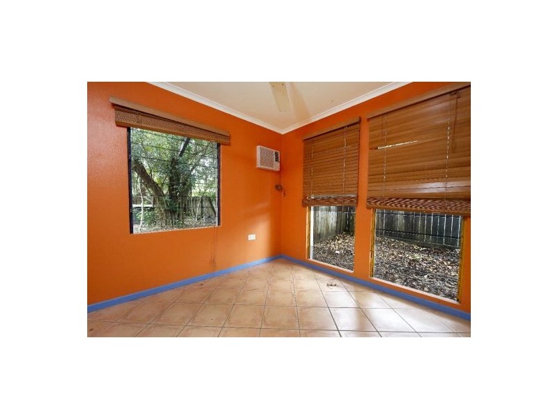 11 Undine Street, Clifton Beach QLD 4879