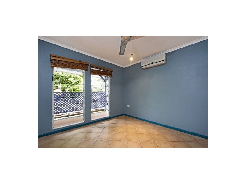 11 Undine Street, Clifton Beach QLD 4879
