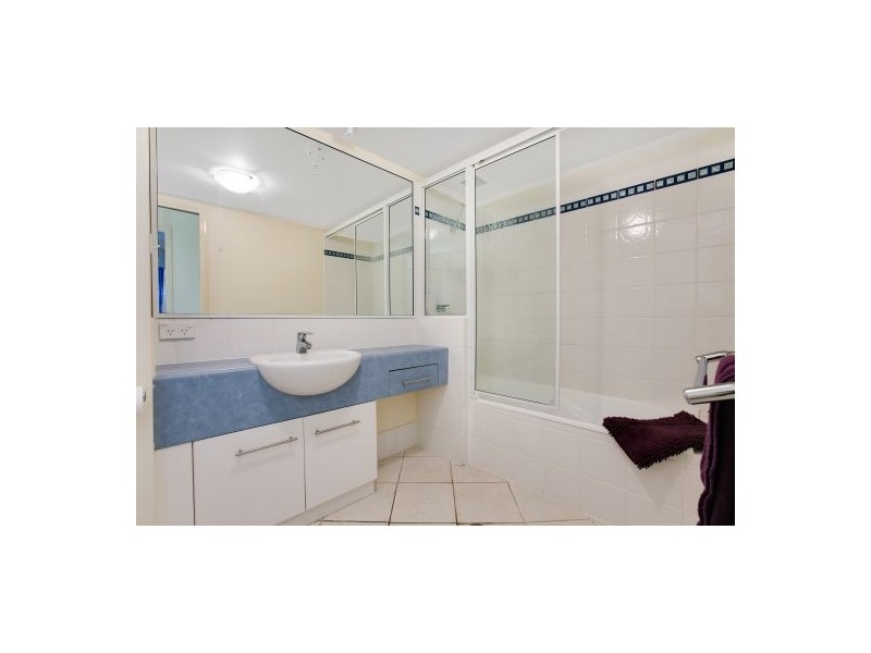 33/275 Esplanade, Cairns North QLD 4870