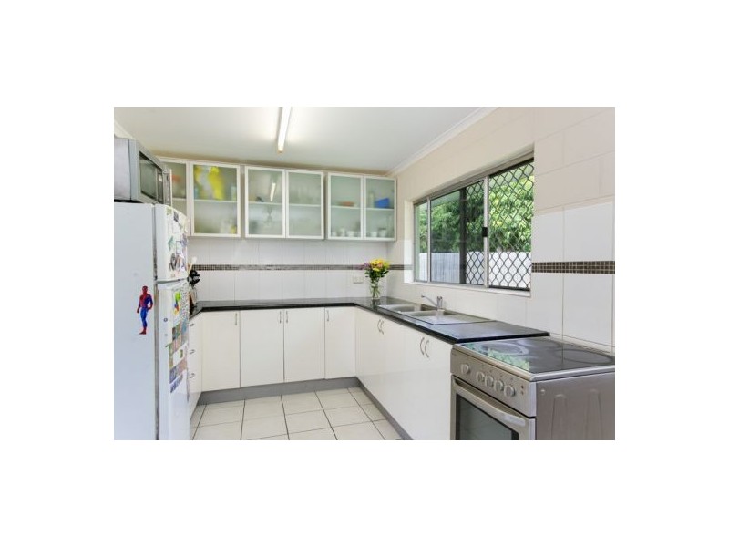 6 Wewak Street, Trinity Beach QLD 4879