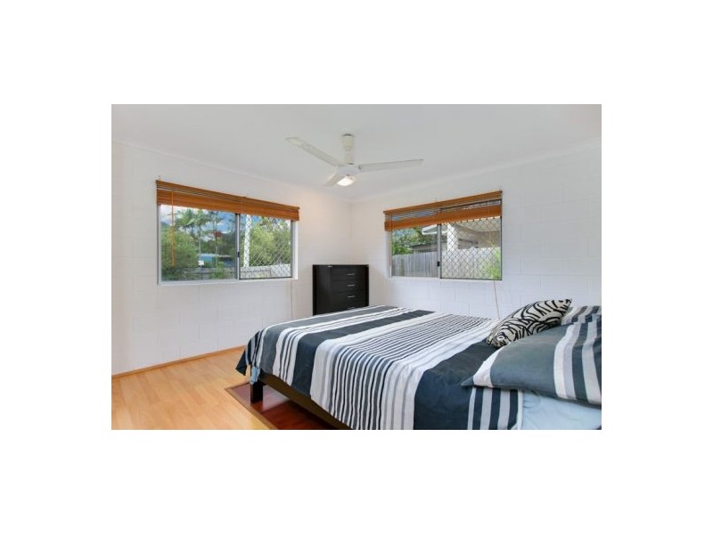 6 Wewak Street, Trinity Beach QLD 4879