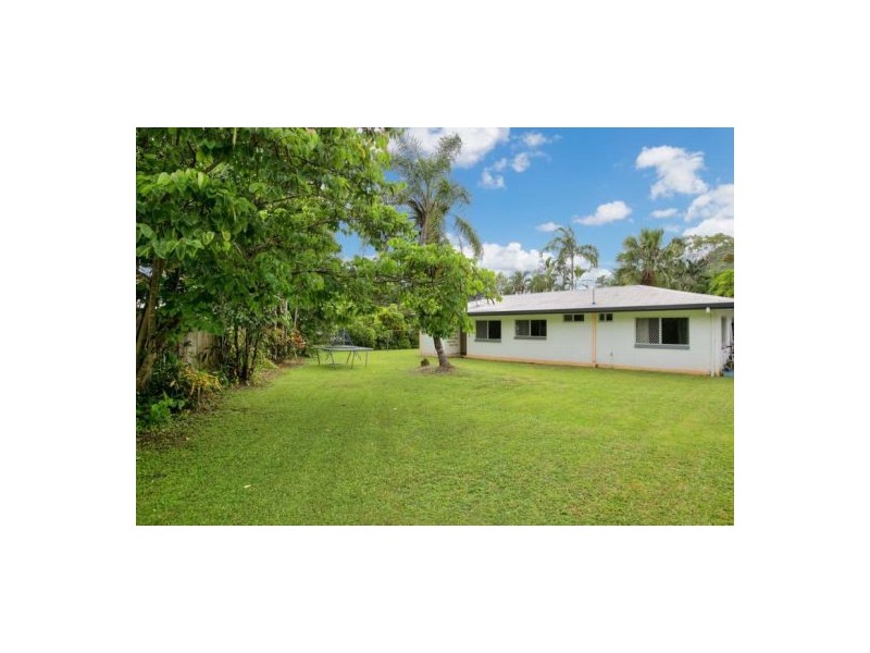 6 Wewak Street, Trinity Beach QLD 4879