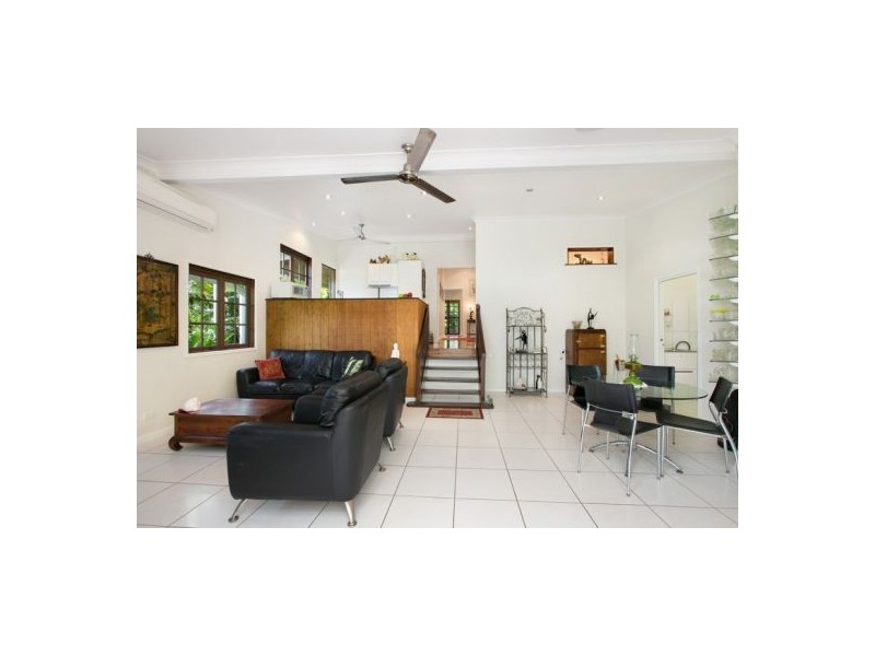 45 Dunn Street, Cairns North QLD 4870