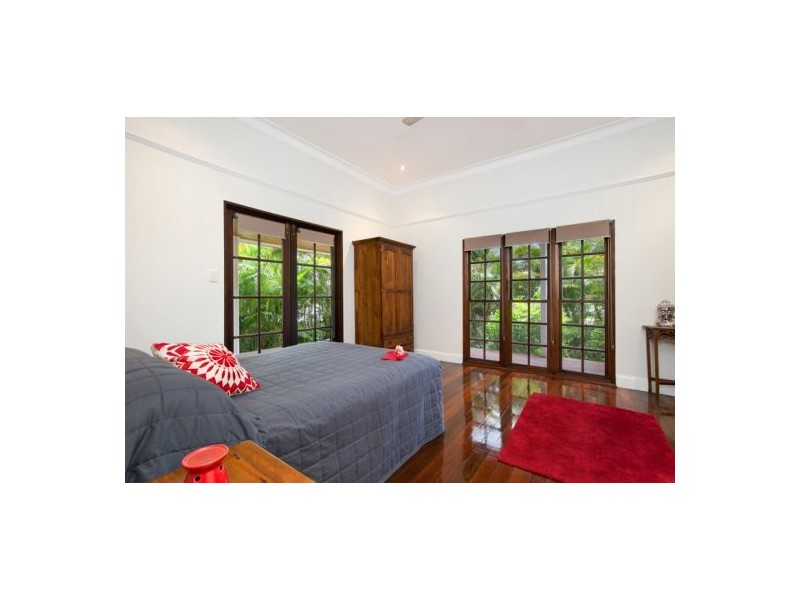 45 Dunn Street, Cairns North QLD 4870