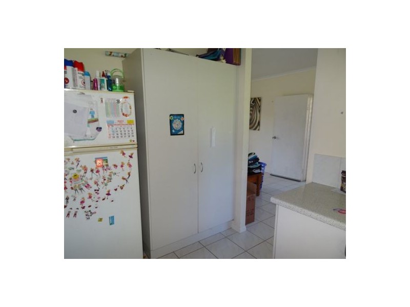 3 Jadana Close, Mooroobool QLD 4870