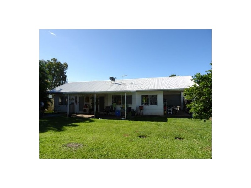 3 Jadana Close, Mooroobool QLD 4870