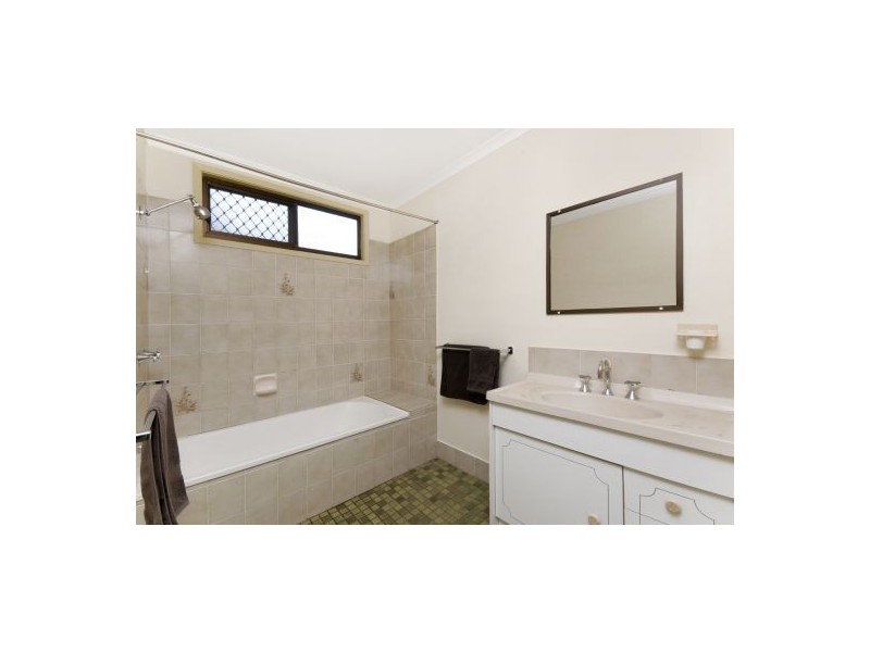 16/23 HEAVEY CRESCENT, Whitfield QLD 4870