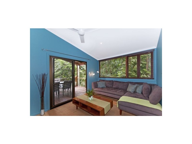 16/23 HEAVEY CRESCENT, Whitfield QLD 4870