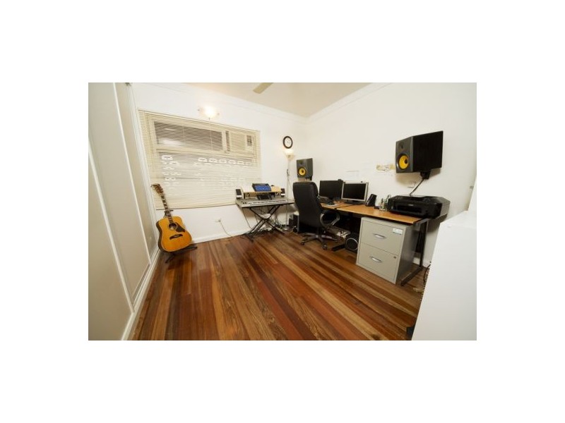 275 – 277 Kamerunga Road, Freshwater QLD 4870