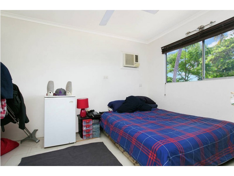 42 Jensen Street, Manoora QLD 4870