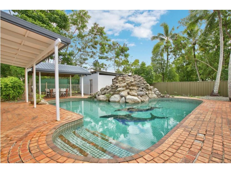 42 Jensen Street, Manoora QLD 4870