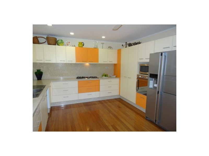 11a Creedy Street, Westcourt QLD 4870