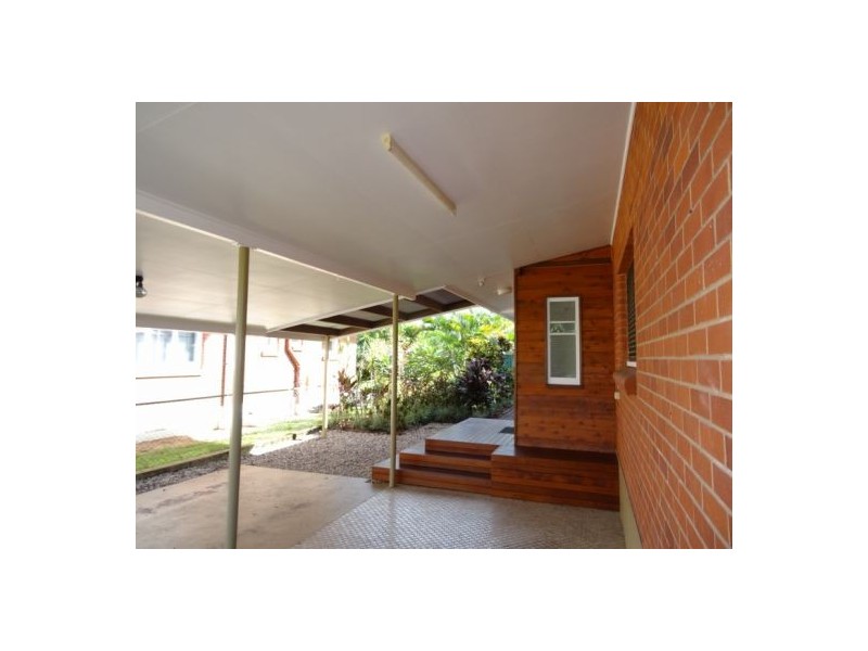 11a Creedy Street, Westcourt QLD 4870