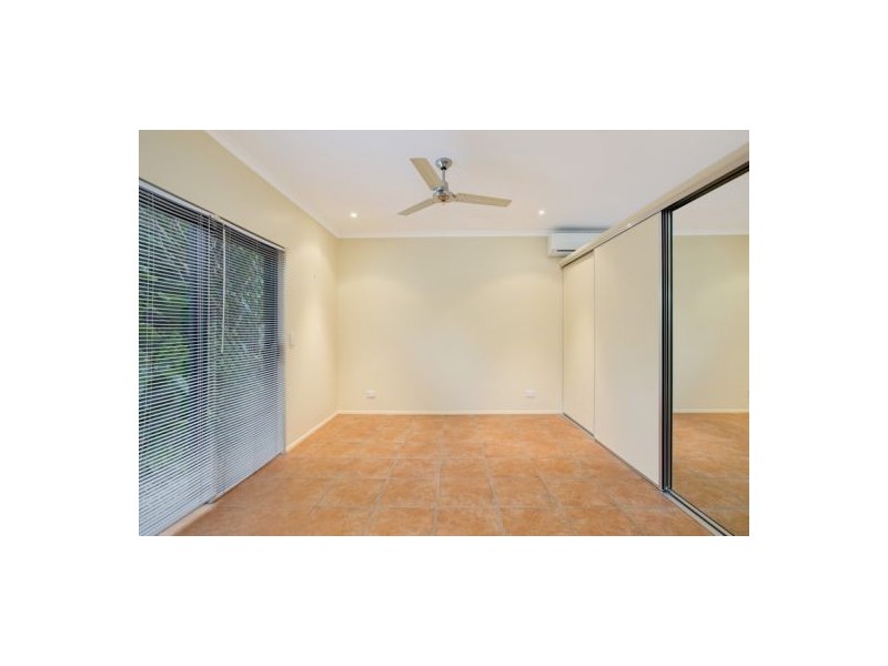 11b Creedy Street, Westcourt QLD 4870