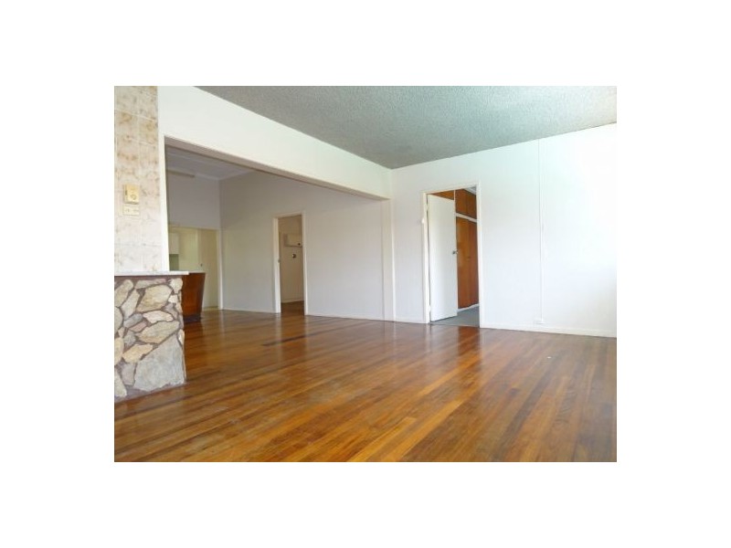 5 David Street, Manunda QLD 4870