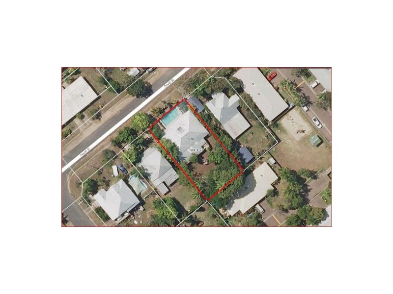 5 David Street, Manunda QLD 4870