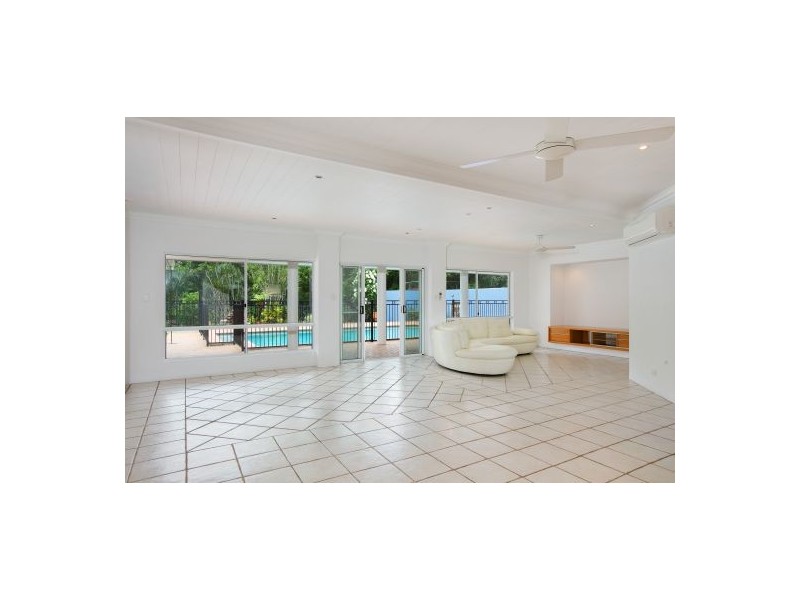 6 Viola Close, Bayview Heights QLD 4868