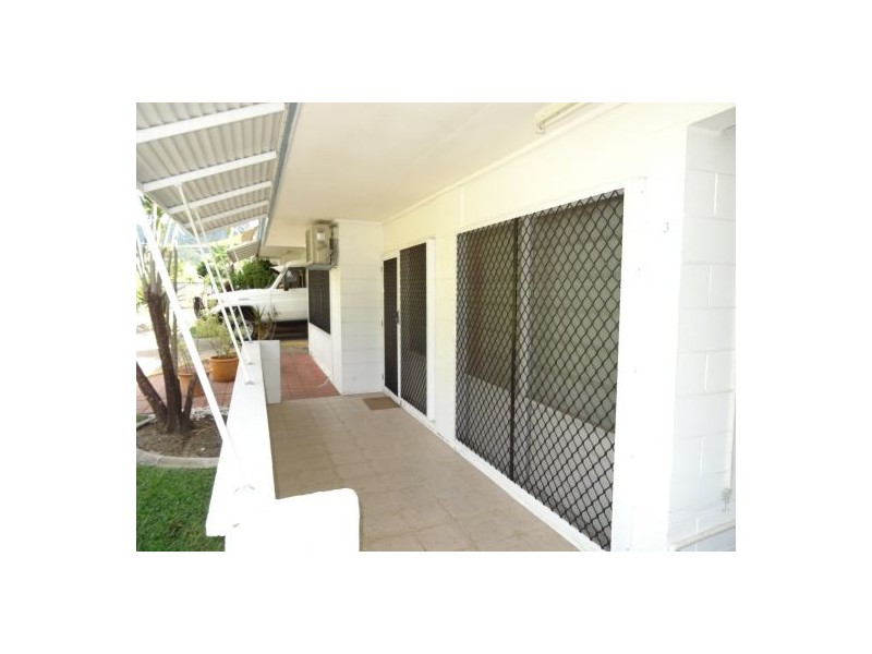 3/698 Bruce Highway, Woree QLD 4868