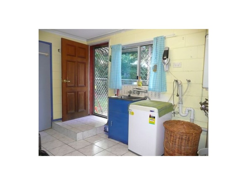 42 Barr Street, Edmonton QLD 4869