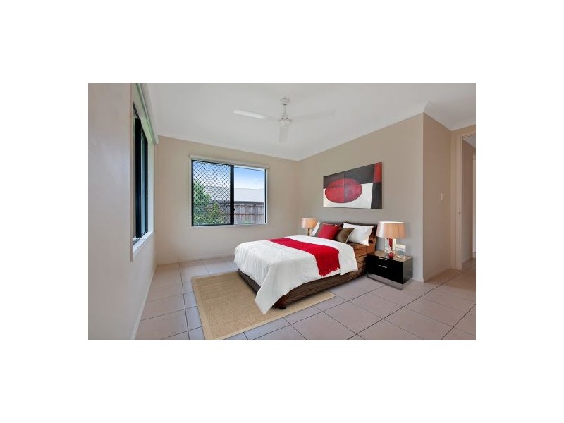 12 Capricorn Street, Bentley Park QLD 4869