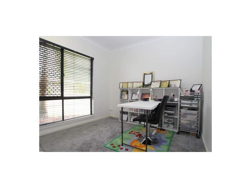 9 Norfolk Circuit, Redlynch QLD 4870