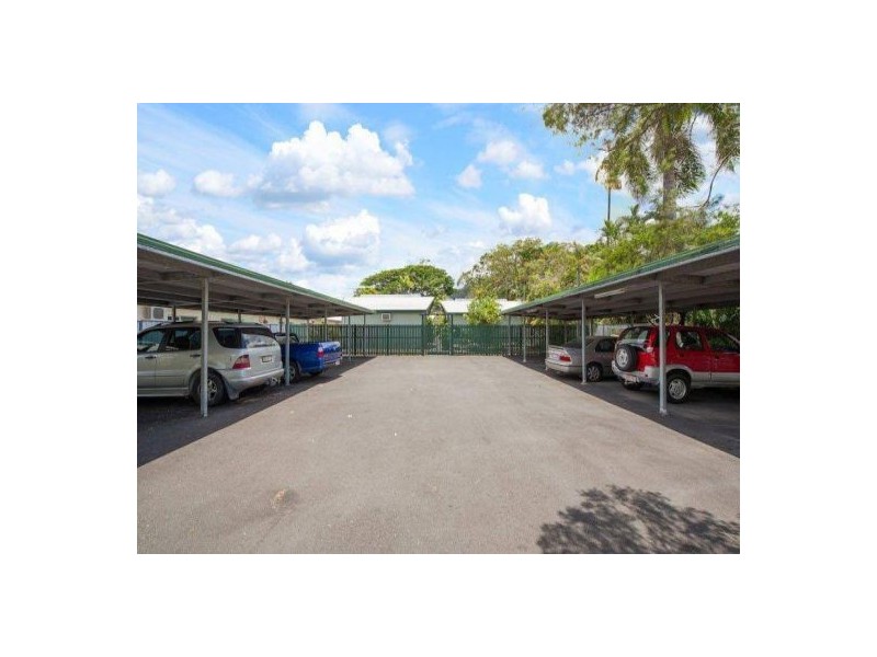 4/485 Mccoombe Street, Mooroobool QLD 4870