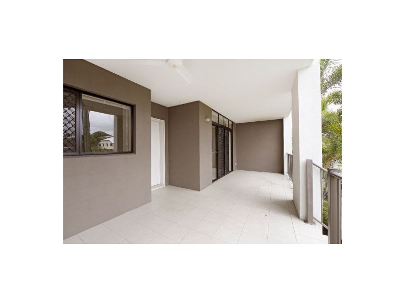 2/97 – 99 Martyn Street, Parramatta Park QLD 4870