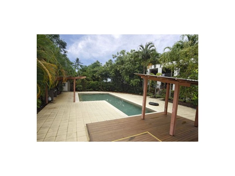 2/97 – 99 Martyn Street, Parramatta Park QLD 4870