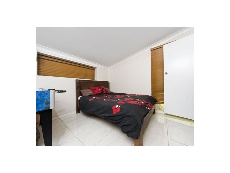 1 Duignan Street, Whitfield QLD 4870