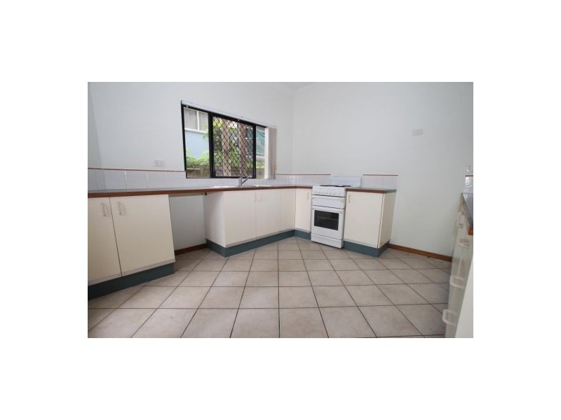 1/36 Cairns Street, Cairns North QLD 4870