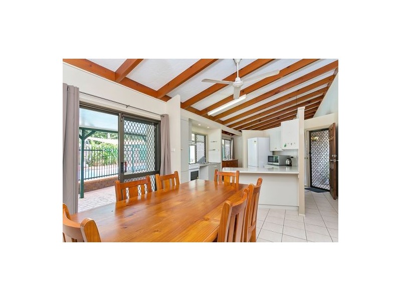 11 Alice Close, Woree QLD 4868