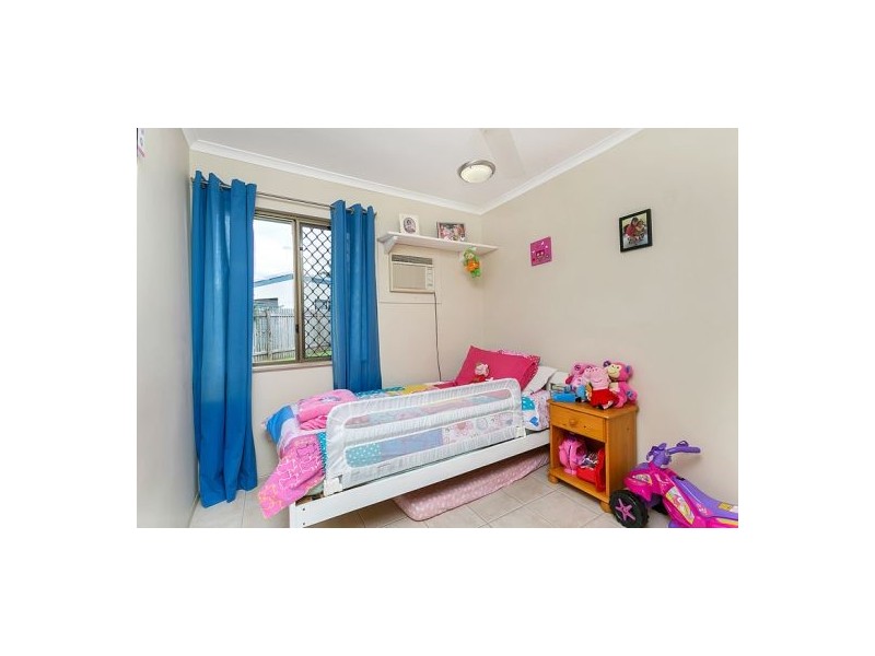 11 Alice Close, Woree QLD 4868