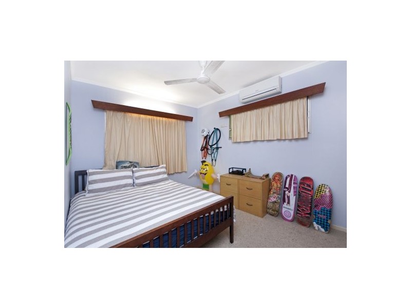 23 Headrick Street, Manunda QLD 4870