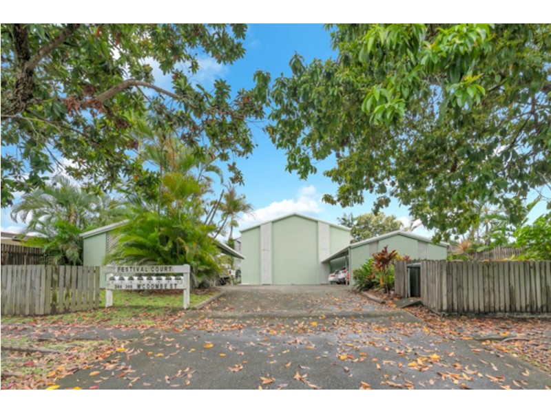 2/346 Mccoombe Street, Mooroobool QLD 4870