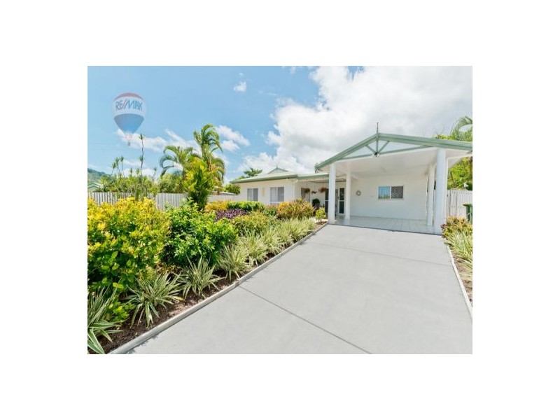 4 Whale Close, Kewarra Beach QLD 4879