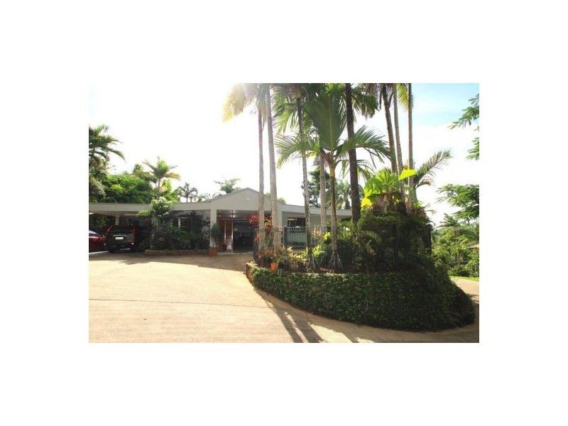 7 Sun Street, Brinsmead QLD 4870