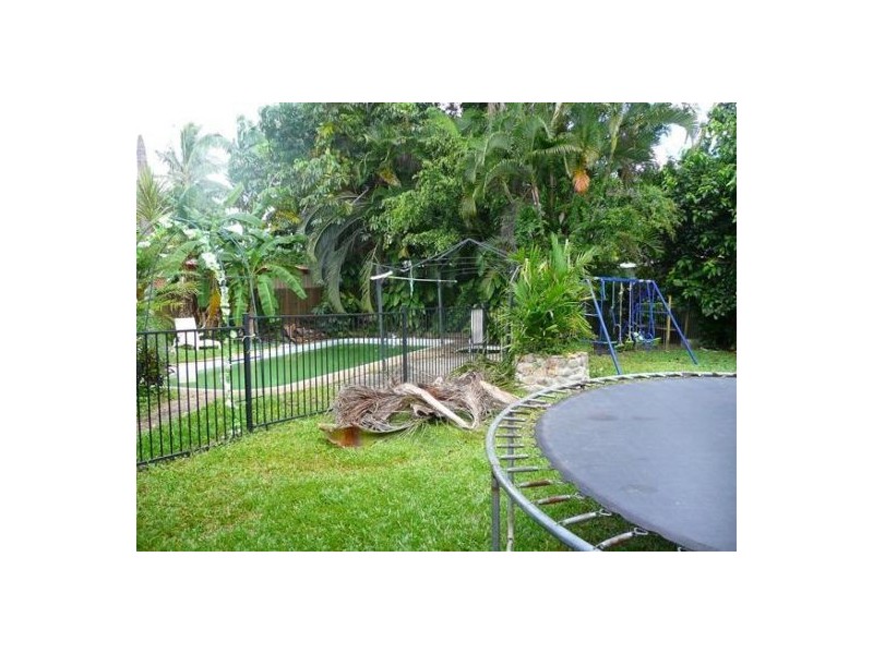 15 Sirius Street, Bentley Park QLD 4869