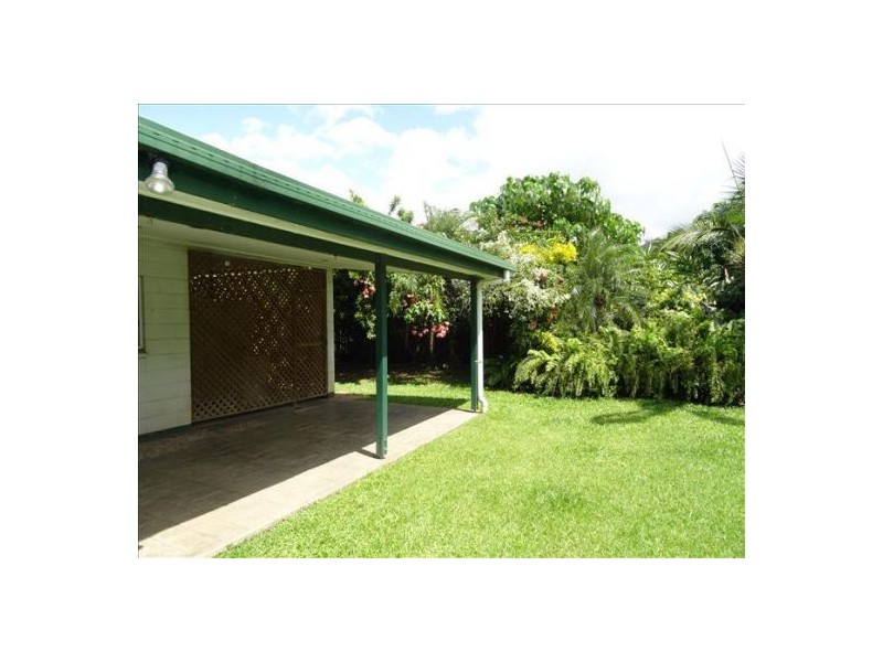 14 Kangaroo Street, Bentley Park QLD 4869