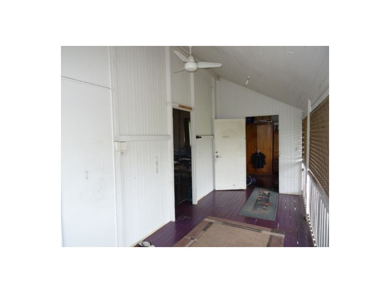 17-19 Smith Street, Cairns North QLD 4870