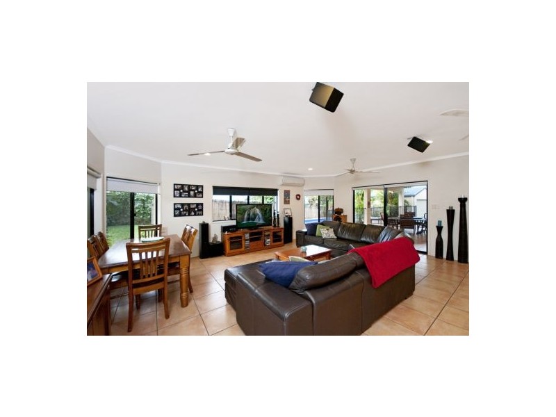 6 Gavin Street, Smithfield QLD 4878